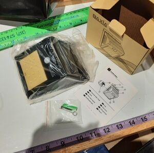 NIB BAXIA SOLAR MOTION SENSOR INDUCTOR LIGHT FENCE GATE PATIO